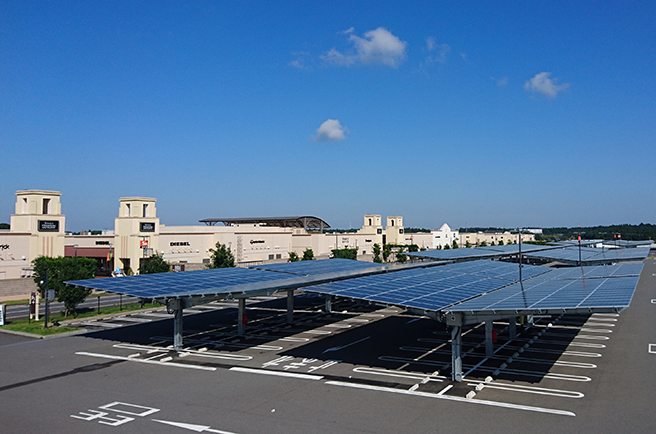 Carport-type solar power generator for captive consumption (Shisui Premium Outlets)